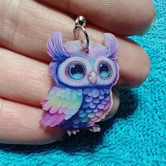 Cute colorful owl wire dangle earrings purple green yellow pink - Picture 1 of 3